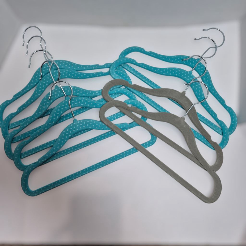 Infant Toddler Velvet‎ Hangers Non Slip Slim Polka Dot Teal Gray 13” Lot